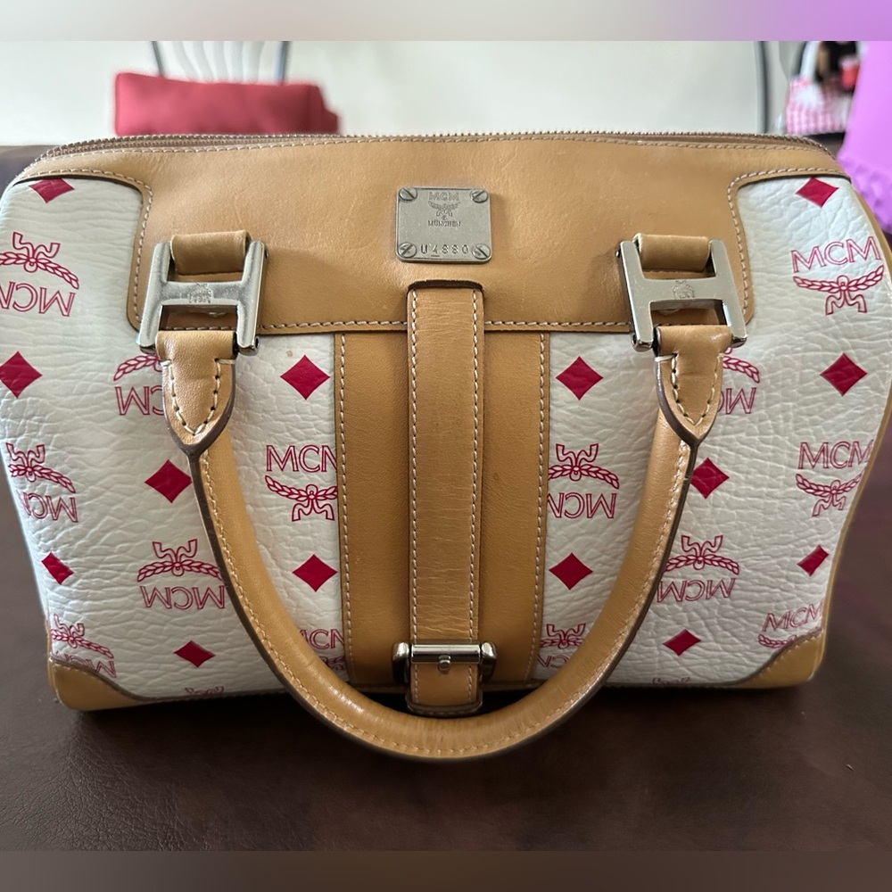 EUC MCM Boston